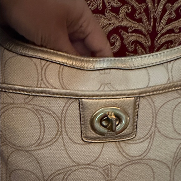 Coach Penelope Metallic Gold Signature Canvas Shoulder Bag w/Lock. - Picture 8 of 10